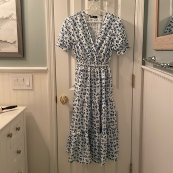 SHEIN Floral Print Ruffle Hem Shirred A-Line Dress - Picture 3 of 6